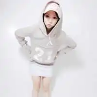 求此头像的情侣头像女的