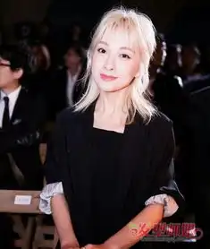 拒绝当绿叶玩转发型的吴昕已脱变成女神