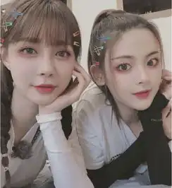 女为悦己者容,这妆容看的直男一脸懵,看到她不淡定了