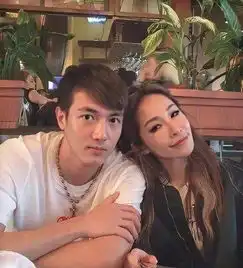 没有谁可以永远年轻,但是萧亚轩的男朋友可以16岁年龄差,恋爱女魔头舍她其谁