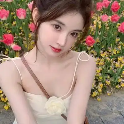 免费高清女生头像可爱真人qq微信女头,你走的路要繁花盛开要人声鼎沸