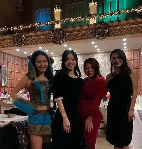 32岁章泽天晒不丹徒步照,纯素颜充满生命力,同行朋友都来头不小