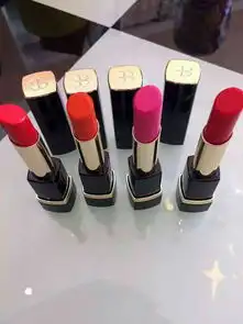 嘴唇薄的女人适合涂什么颜色的口红有图片的发图片更好请专业者帮忙解答