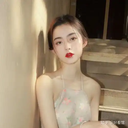 高冷成熟御姐头像慢品人间烟火色,闲观万事岁月长