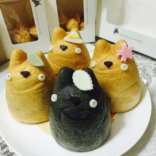 萌化少女心的龙猫泡芙