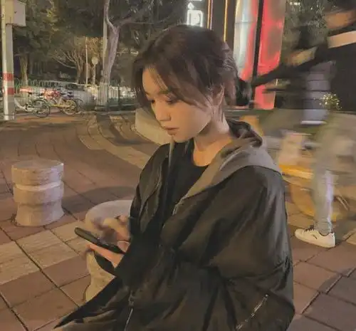 全网超火超仙的女生头像落落余晖