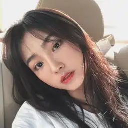 可爱时尚女生微信高清大图