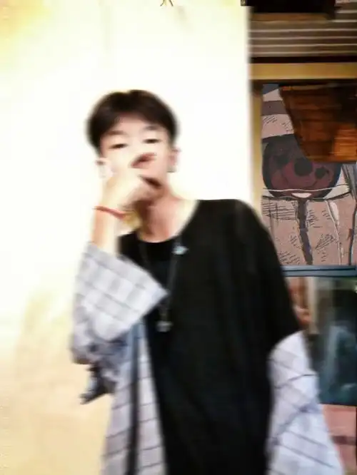 粉丝投稿最适合网恋的女生头像