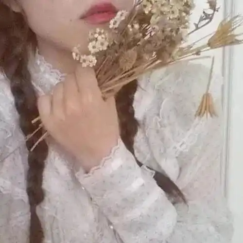 ins超仙不露脸女生头像