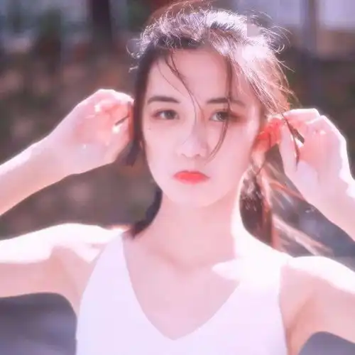 经常对你说这些话的男人,潜台词大多是我爱的只有你一人