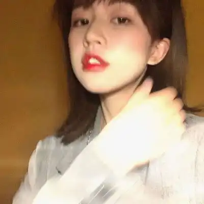 侧面头像女生漂亮长发半侧面女生头像图片