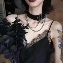 暗黑天使女生微信头像邪魅狂狷