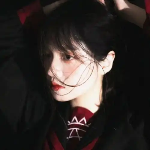 女生头像港风复古美人