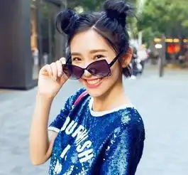 丸子头怎么扎才时髦,哪吒发型这样扎时尚又凉快