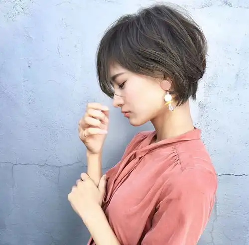 清爽超短发