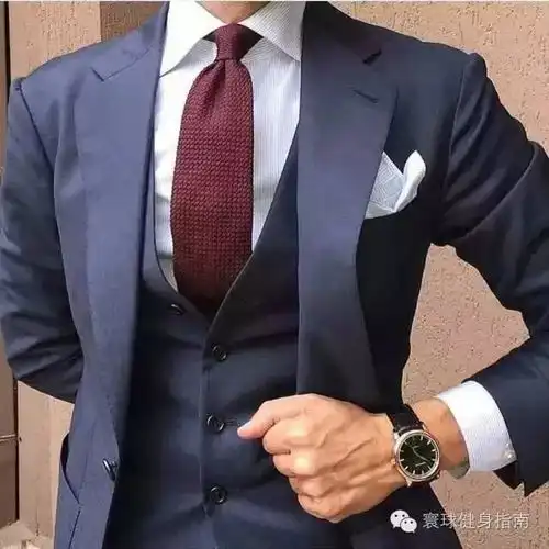 好身材的男人,穿正装才是世界上最毒的药