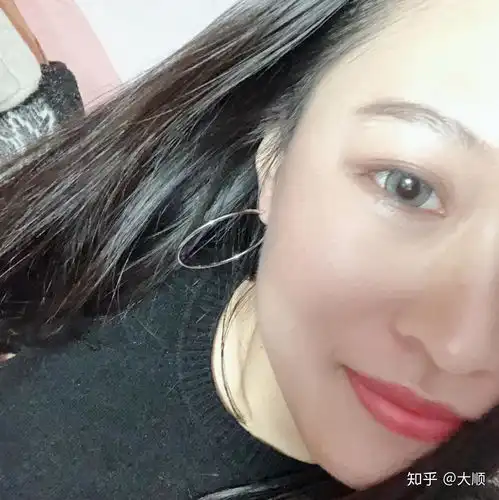 带图求问菱形脸适合什么发型...