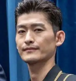 言承旭留胡子,言承旭留完胡子张翰留胡子,现在都流行成熟范了吗
