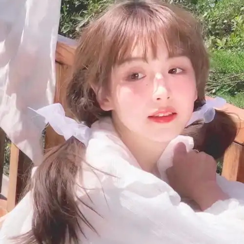 ins风女头你总是温温柔柔地朝我开枪