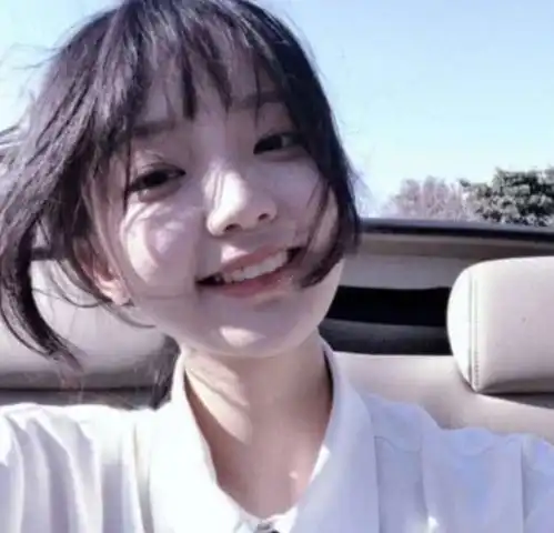 女生突然发来这3个字,90是表白,不然就是大冒险惩罚