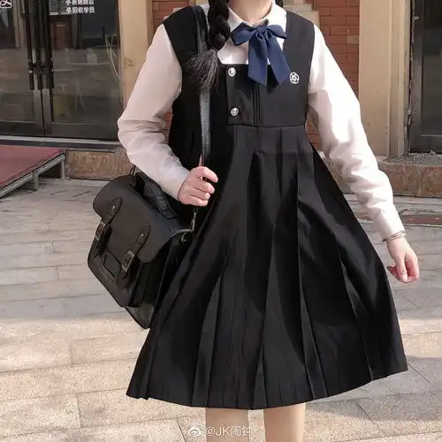 jk制服的魅力在哪里和普通高中生校服非运动服款校服的区别在哪里