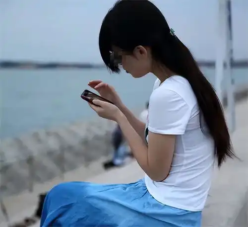 回顾浙江富二代看上25岁美女,每月给10万包养,结果却让她后悔
