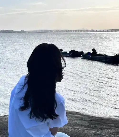 ins风高颜值女头像来了