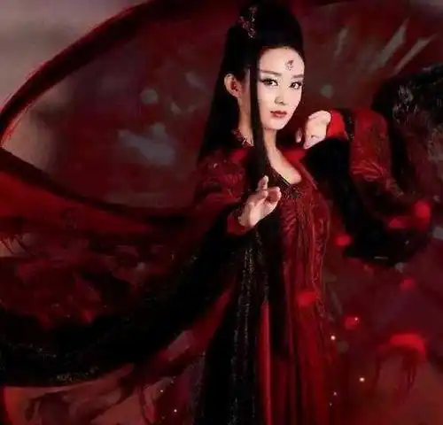 同是红衣美女,李未央惊艳,花千骨霸气,她是怎么回事