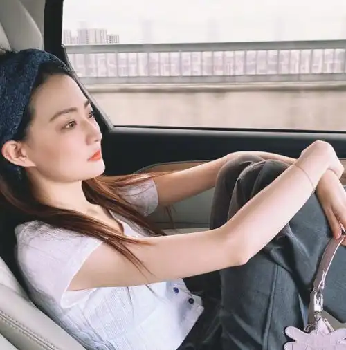 有种逆袭叫徐璐分手,漫画腿抢镜蝴蝶裙,张铭恩不后悔吗