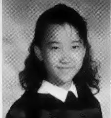 45岁李玟庆生照曝光,嫁外籍老公9年未生育,做后妈和女儿似姐妹