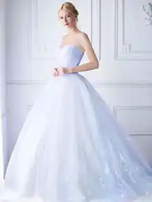 春天的童话35件浪漫脱俗春季小仙女婚纱