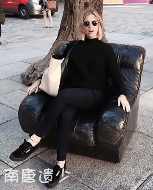 金发美女李玟两个女儿美艳近照曝光