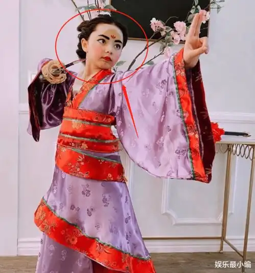花木兰仿妆火了,得知这位小女孩的仿妆,刷新了我对鹅黄妆的认知