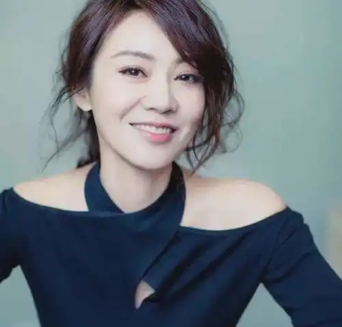 明明长得不好看,却能红得一塌糊涂,这5位女明星凭什么