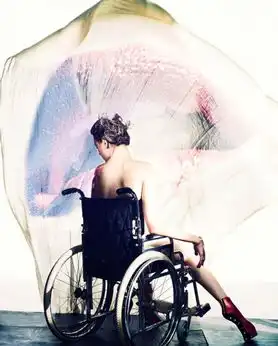 时尚大片妖女型男堕落无罪