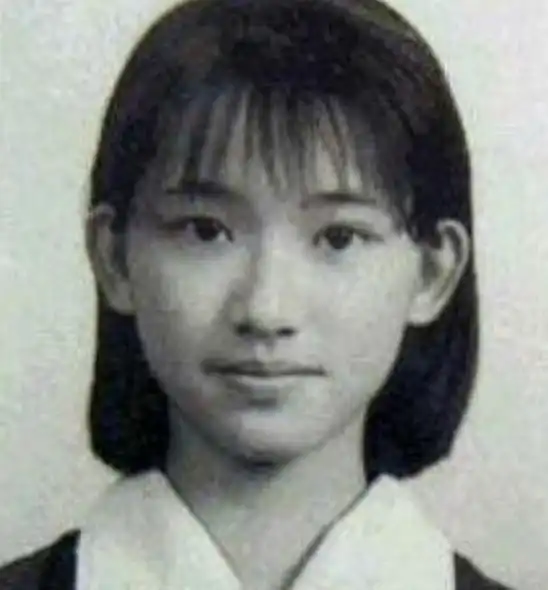 曾与言承旭传出恋情,后又嫁给日本男人,如今扮成日本女人引争议