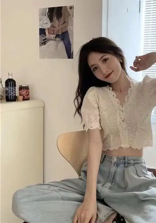 早春穿搭没灵感试试温柔又高级的淑女风,不装嫩也不显老