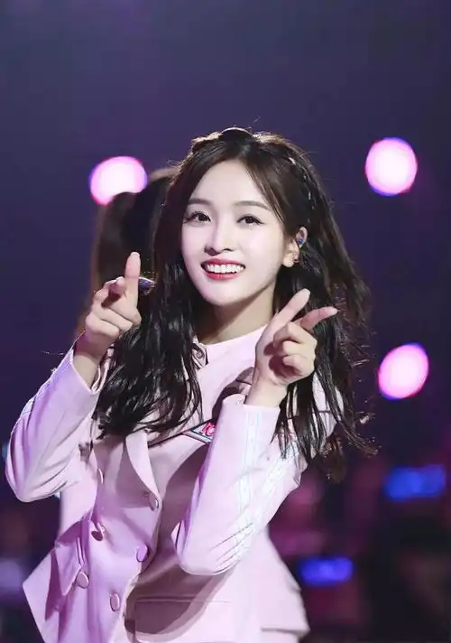 女星的素颜有多真实将杨幂刘亦菲吴宣仪放在一起,差距一目了然