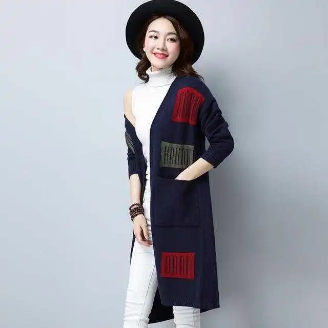 穿惯了连衣裙,试试这6款针织外套