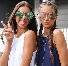 女人之间真正的友谊是这样的很暖很贴心