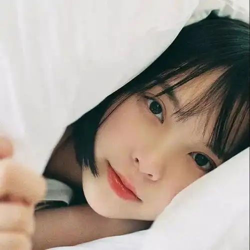 今日份头像你从不是我想要留住的幸运