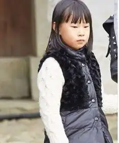 小沈阳12岁女儿近照曝光身高超过妈妈,曾被批丑今女大18变