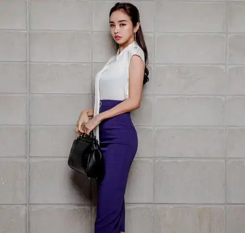 成熟女人上班试试包臀半身裙,动人曲线超吸睛,气质又有型