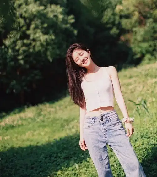 plus版陈芊芊,沙雕女明星可以多时髦pk宋妍霏也不输
