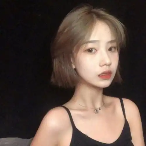 云梓短发原宿干净女孩丨听云与女生头像我要个性网