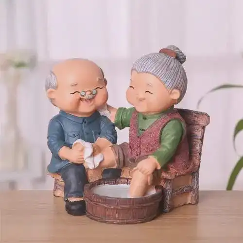 兄弟姐妹之间最大的悲哀,不是反目成仇,而是这两件事,很现实