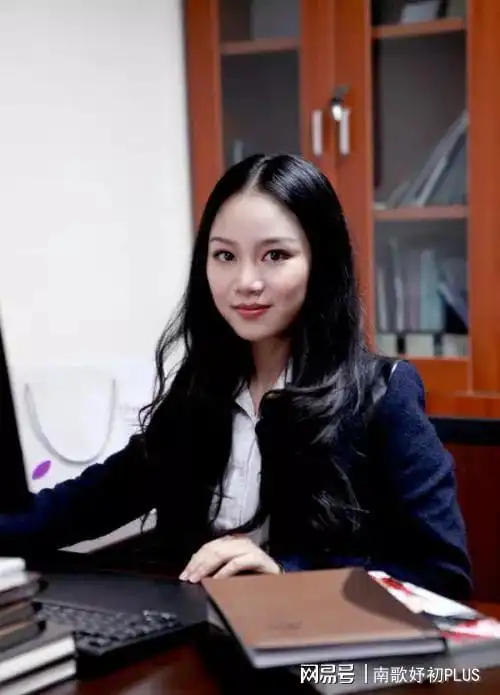 穷保安爱上公司离异女老板,到底有戏没戏