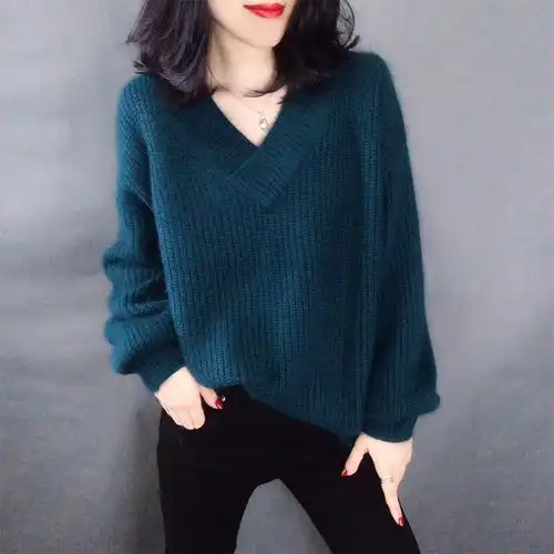 空姐再三提醒今冬流行仿貂绒毛衣呢子大衣,保暖厚实又美嫩