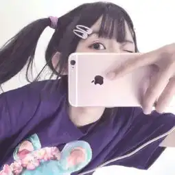 超酷女生个性手机控给你们一点厉害