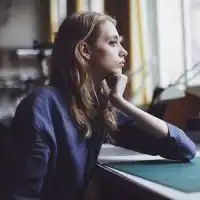求欧美范的头像女生